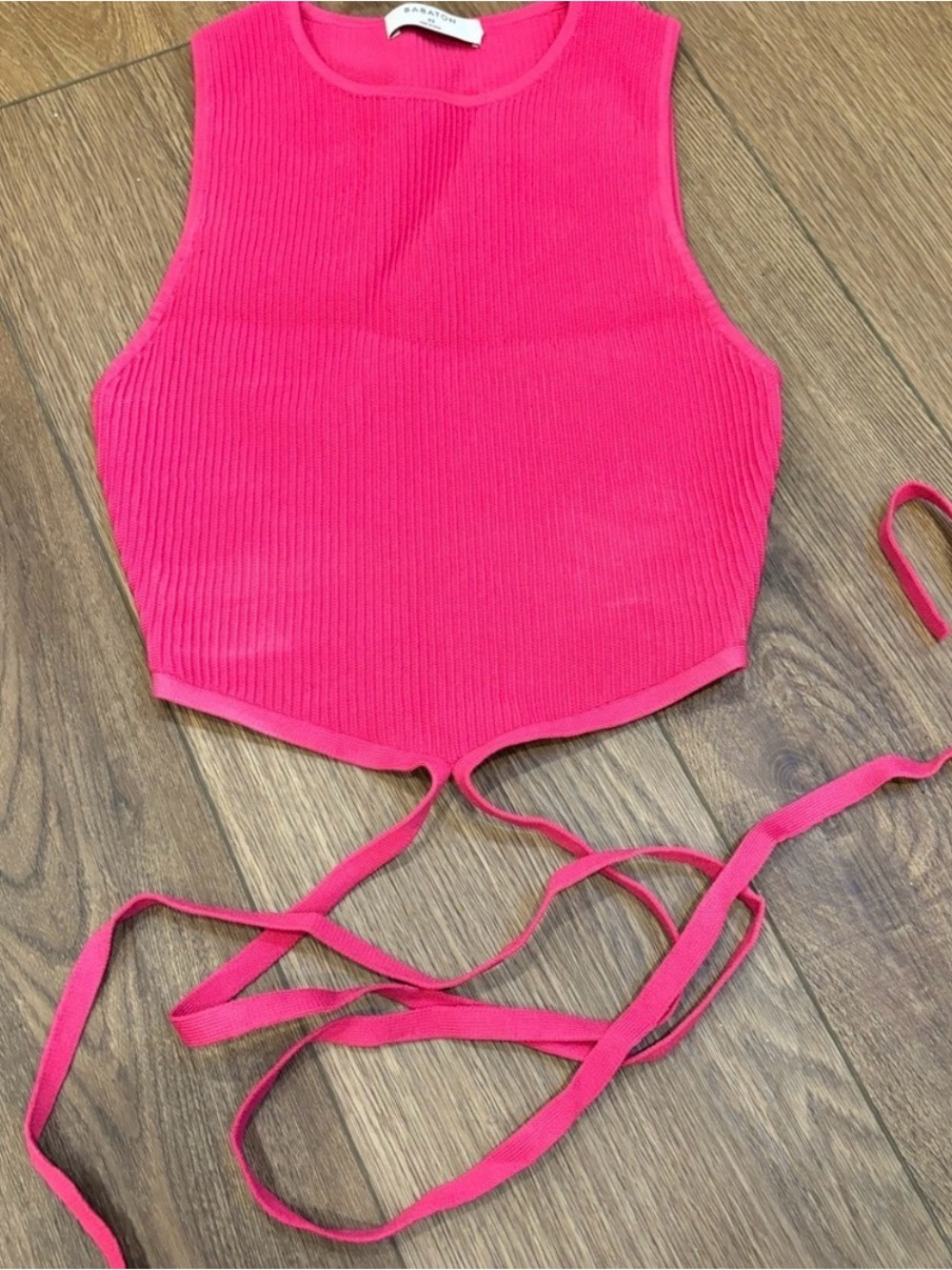 Aritzia / Babaton tie waist shirt